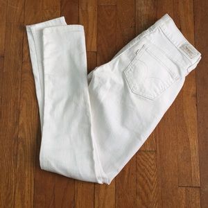 Levi’s low rise  jeans